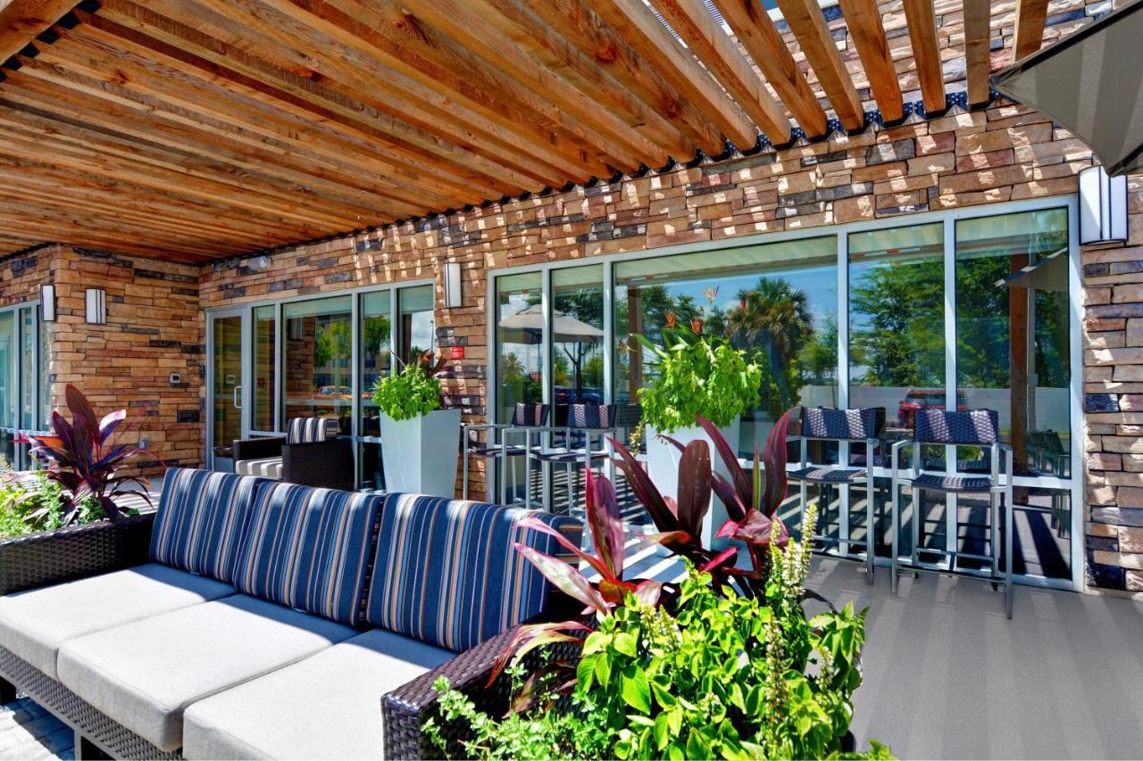 Towneplace Suites By Marriott Jacksonville East Εξωτερικό φωτογραφία